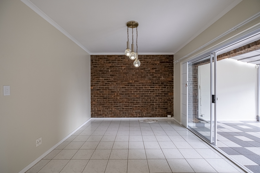 4 Bedroom Property for Sale in Summerstrand Eastern Cape